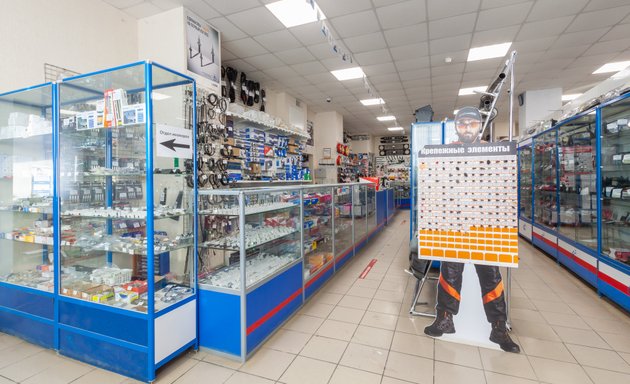 Как выбрать надежный интернет-магазин автозапчастей в Екатеринбурге?